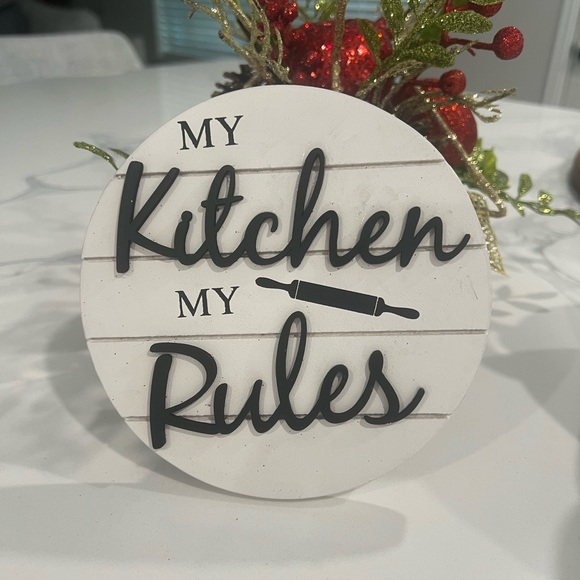 Cute. Kitchen Decor! - Picture 3 of 11